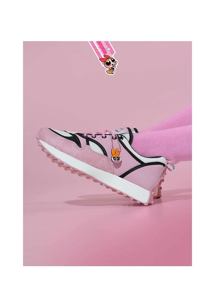 باكا بوتشي حذاء رياضي وردي باور بوف جيرلز بلوسوم للنساء